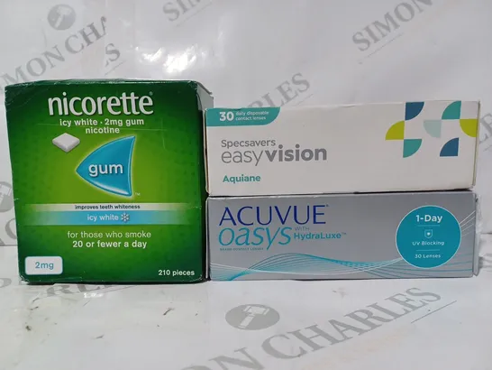 APPROXIMATELY 20 ASSORTED HOUSEHOLD ITEMS TO INCLUDE NICORETTE ICY WHITE GUM, EASYVISION CONTACT LENSES, ETC