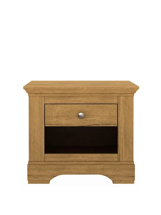 BRAND NEW BOXED WILTSHIRE LAMP TABLE OAK (1 BOX) RRP £139.99