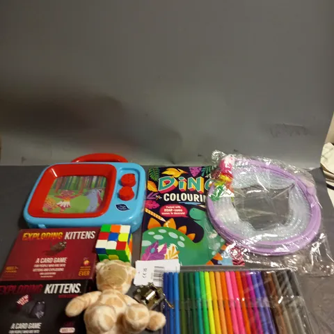 BOX OF ASSORTED TOYS AND GAMES TO INCLUDE RUBIKS CUBE, CARD GAMES AND FELT TIP PENS