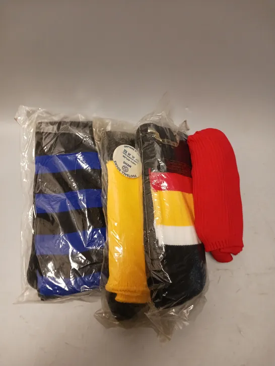 APPROXIMATELY 15 MIXED ADULT FOOTBALL SOCKS 