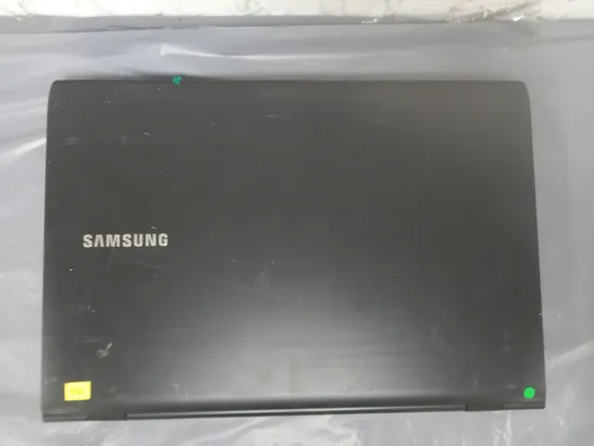 SAMSUNG P580 15 INCH I3 M 380 2.53GHZ