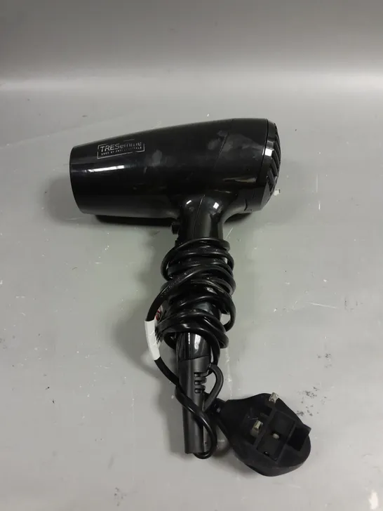 TRESEMME WIRED HAIR DRYER