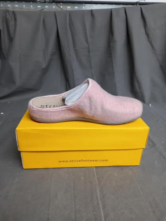 STRIVE COPENHAGEN CLOG SLIPPER SIZE 5