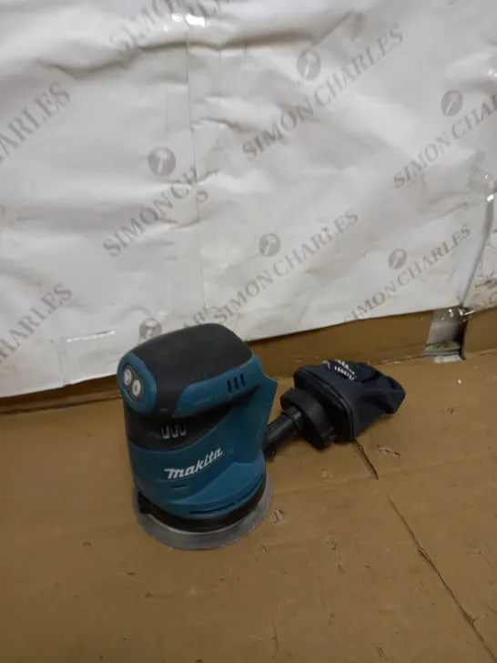 MAKITA DBO180 ORBIT SANDER