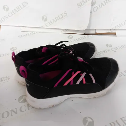 VIONIC ZELIYA BLACK TRAINERS SIZE 5.5