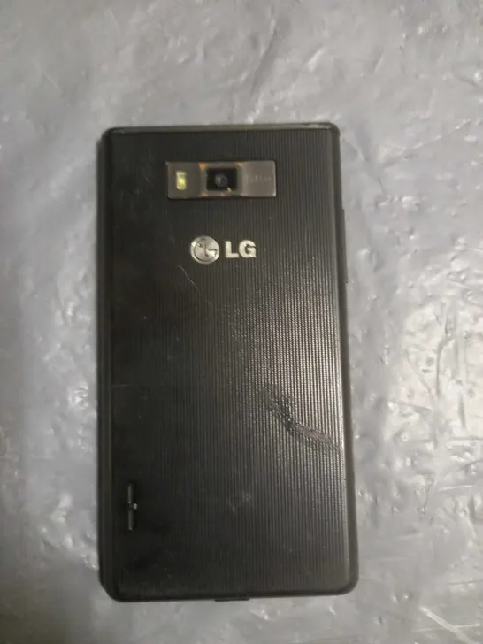 LG OPTIMUS P700 MOBILE PHONE 4GB