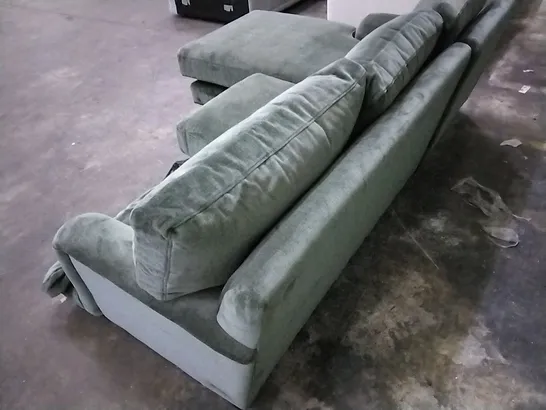 QUALITY BRITISH DESIGNED LOUNGE CO DARK GREEN VELVET FABRIC CHAISE SOFA 