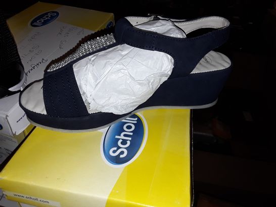 BOXED SCHOLL MEMORY CUSHION MASSAGE CATELYN - SIZE 5 AND 7