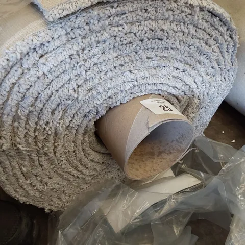 ROLL OF QUALITY HEARTLAND ULTRA FRANKLEY CARPET APPROXIMATELY 4M × 8.5M