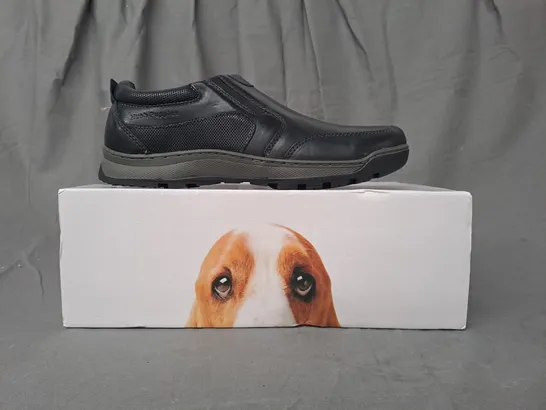 BOXED PAIR OF HUSH PUPPIES JASPER SHOES IN BLACK UK SIZE 7