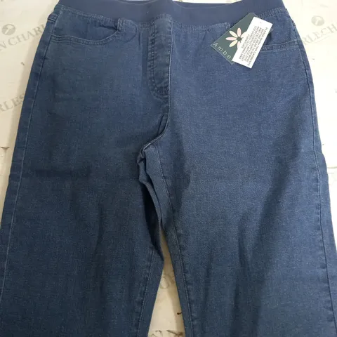 AMBER NAVY JEANS WITH TIGHT WAIST - SIZE 16