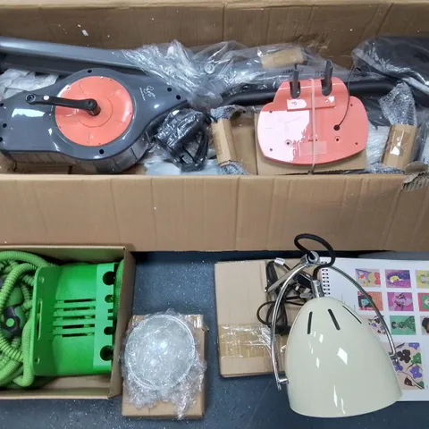 LOT OF ASSORTED ITEMS TO INCLUDE DIVINATION FOLDING MAGNETIC BIKE, TABLE LAMP, EXPANDING HOSE AND CALENDERS 