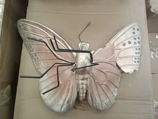 BOXED LARGE BUTTERFLY DECORATION - METALLIC