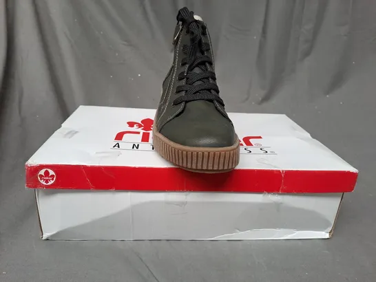 BOXED PAIR OF RIEKER HIGH TOP CUFFED TRAINERS IN KHAKI SIZE 6