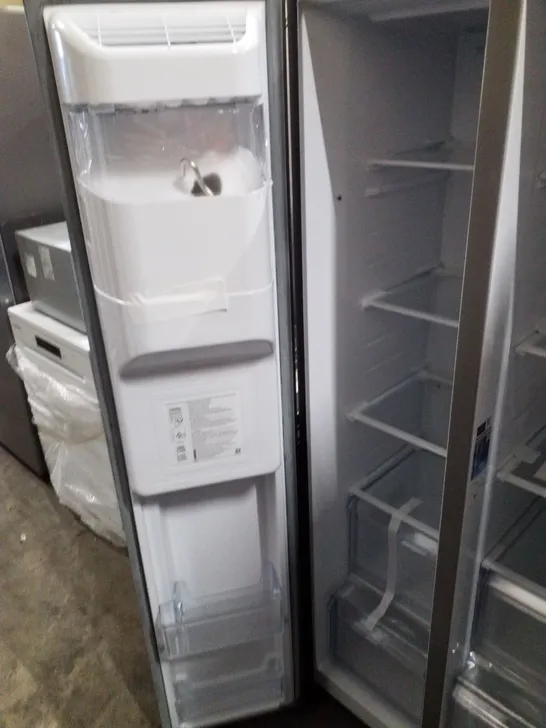 SAMSUNG FRIDGE FREEZER RS8000 AMERICAN STYLE - UNPROCESSED RAW RETURN