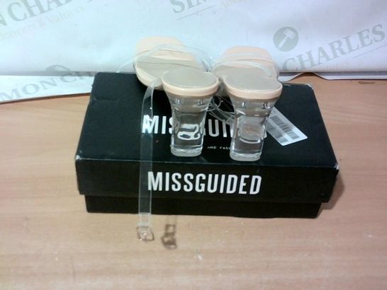 BOXED PAIR OF MISSGUIDED SIZE 6