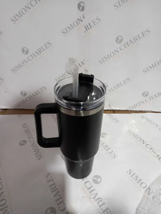 HEAT RESISTANT CUP - BLACK WITH STRAW 