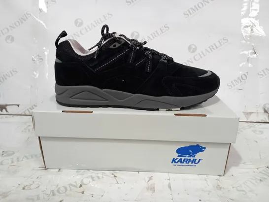 BOXED PAIR OF KARHU SHOES IN BLACK UK SIZE 9