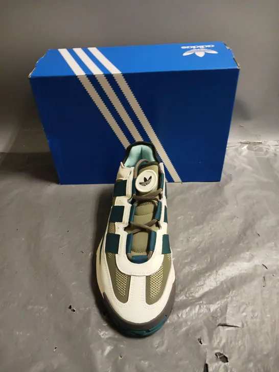 BOXED ADIDAS NITEBALL TRAINERS UK 9 