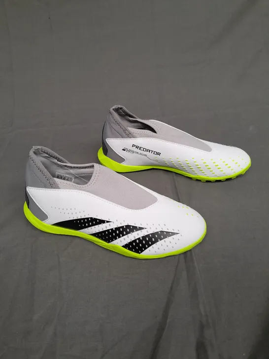BOXED PAIR OF ADIDAS PREDATOR ACCURACY .3  IN WHITE SIZE UK 4