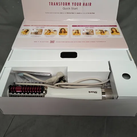 BOXED SHARK SMOOTHSTYLE HOT BRUSH & SMOOTHING COMB