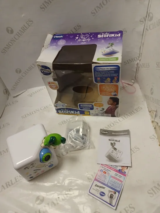 BOXED VTECH STORIKID PROJECTOR WITH POWER SUPPLY AND INSTRUCTIONS