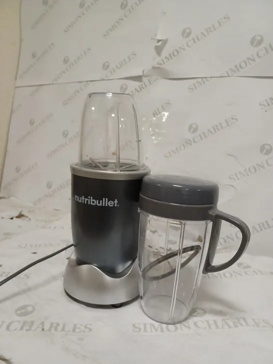 NUTRIBULLET 600 SERIES HIGH SPEED BLENDER