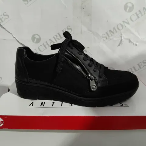 BOXED PAIR OF RIEKER WEDGE TRAINERS WITH SIDE ZIPS - BLACK - SIZE 6