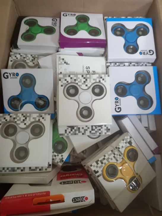 BOX OF APROX 50 FIDGET SPINNERS 