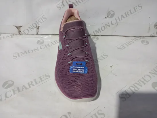 BOXED PAIR OF SKECHERS MEMORY FOAM TRAINERS IN PURPLE UK SIZE 5.5