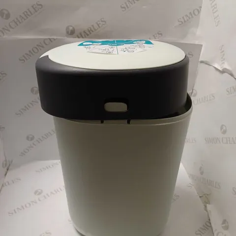 TOMMEE TIPPEE TWIST AND CLICK NAPPY DISPOSAL SYSTEM