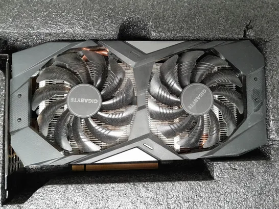 BOXED GIGABYTE GEFORCE GTX COOLING SYSTEM