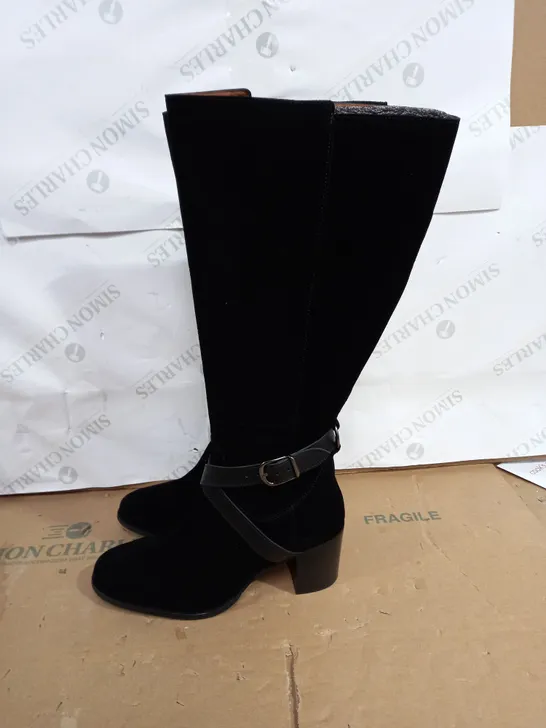 EASTON- BLACK SUEDE LEATHER BOOTS SIZE 7