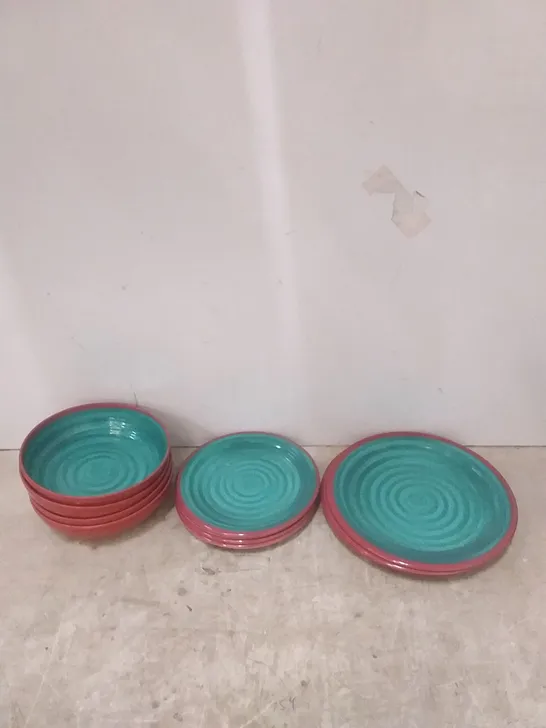 BOXED PLATE & BOWL SET - PINK/BLUE