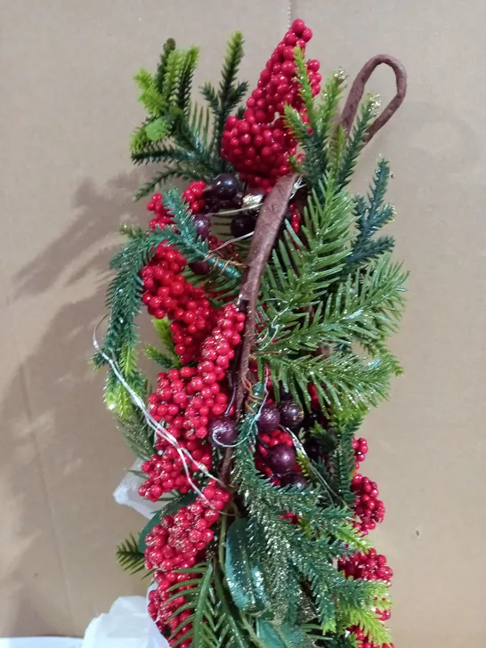 HOME REFLECTIONS 135CM PRELIT BERRY GARLAND RED