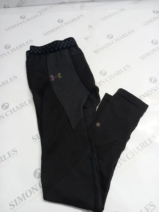 UNDER ARMOUR LEGGIGNS SIZE L