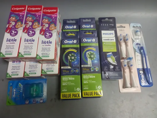 LOT OF 14 ASSORTED ORAL HEALTH AND BEAUTY ITEMS TO INCLUDE COLGATE TOOTHPASTE AND ORAL-B CROSS ACTION HEADS