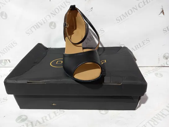 BOXED PAIR OF DANCEAND SWAY HEELS IN BLACK UK SIZE 5