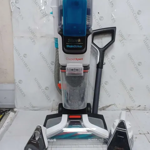 BOXED SHARK CARPET XPERT DEEP CARPET CLEANER & BUILT IN STAIN STRIKER EX200UK - COLLECTION ONLY