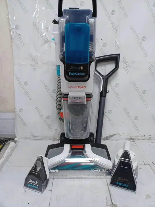 BOXED SHARK CARPET XPERT DEEP CARPET CLEANER & BUILT IN STAIN STRIKER EX200UK - COLLECTION ONLY