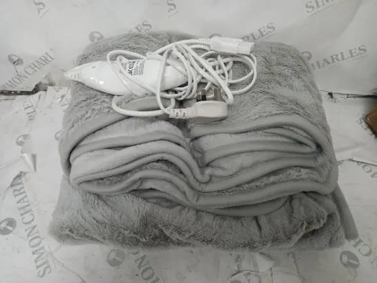 COZEE HOME HEATED BLANKET IN LIGHT GREY