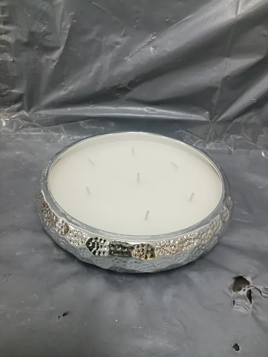 AEOLIAN 7 WICK SILVER SCENTED CANDLE