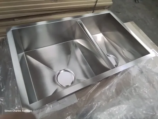 STAINLESS STEEL 1.5 BOWL SQUARE SINK