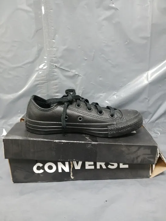 CONVERSE LEATHER OX TRAINERS - BLACK RRP £70