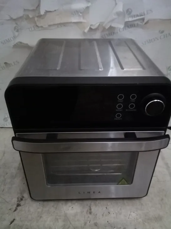 BOXED LINEA 14.5L AIR FRYER OVEN WITH ACCESSORIES