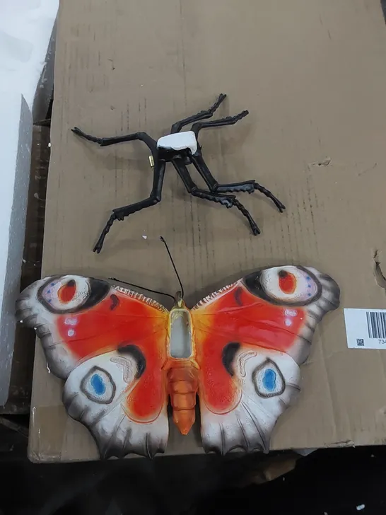 BOXED BUTTERFLY WALL DECORATION