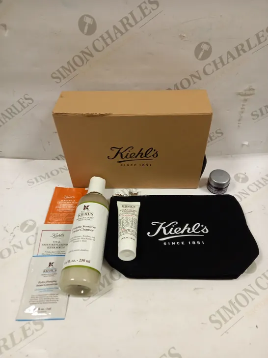 BOXED KIEHL'S SKINCARE COLLECTION GIFT SET TO CONTAIN FACIAL CLEANER, SERUM CONCENTRATE, RADIANCE MASQUE ETC 