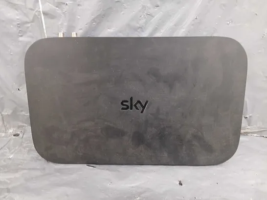 SKY Q BOX ES240 2TB SATELLITE RECEIVER