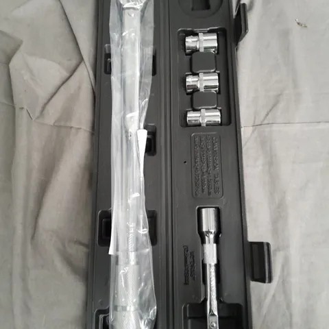 MICROMETER ADJUSTABLE TORQUE WRENCH 