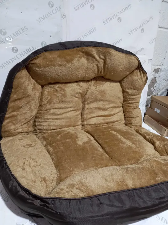 LARGE BROWN FLUFFY DOG BED 